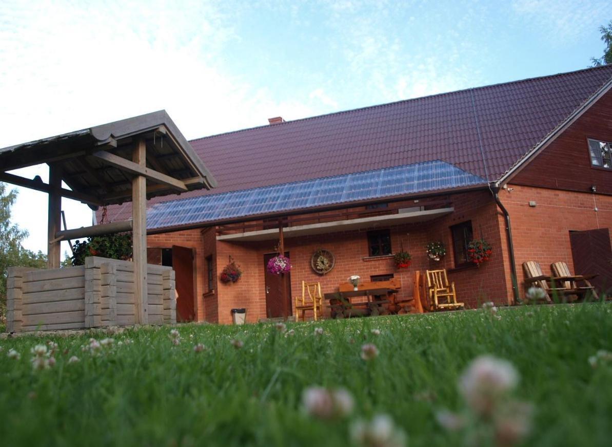 Guest House Pilskalni Rubene Exterior photo